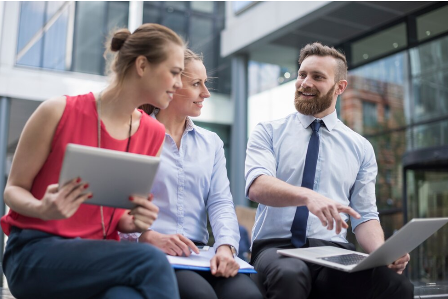 The Impact of AI Sales Assistants on Sales Team Performance - Sembly