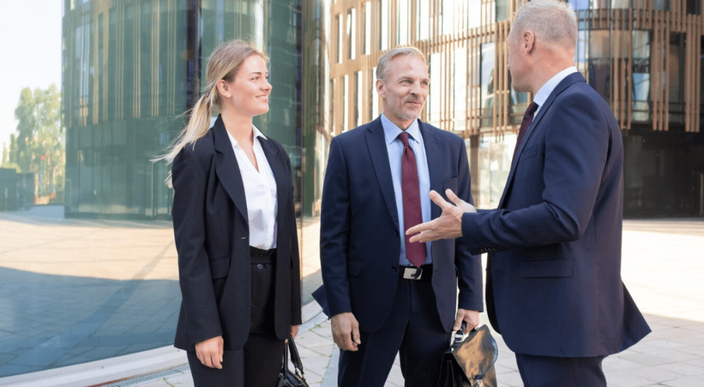 What is the role of AI in sales process optimization? - Sembly