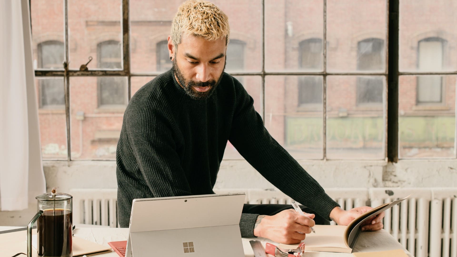 Revolutionize Your Meeting Productivity with AI Note taker Tools